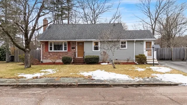 $680,000 | 93 Patricia Lane, Weymouth, MA 02190