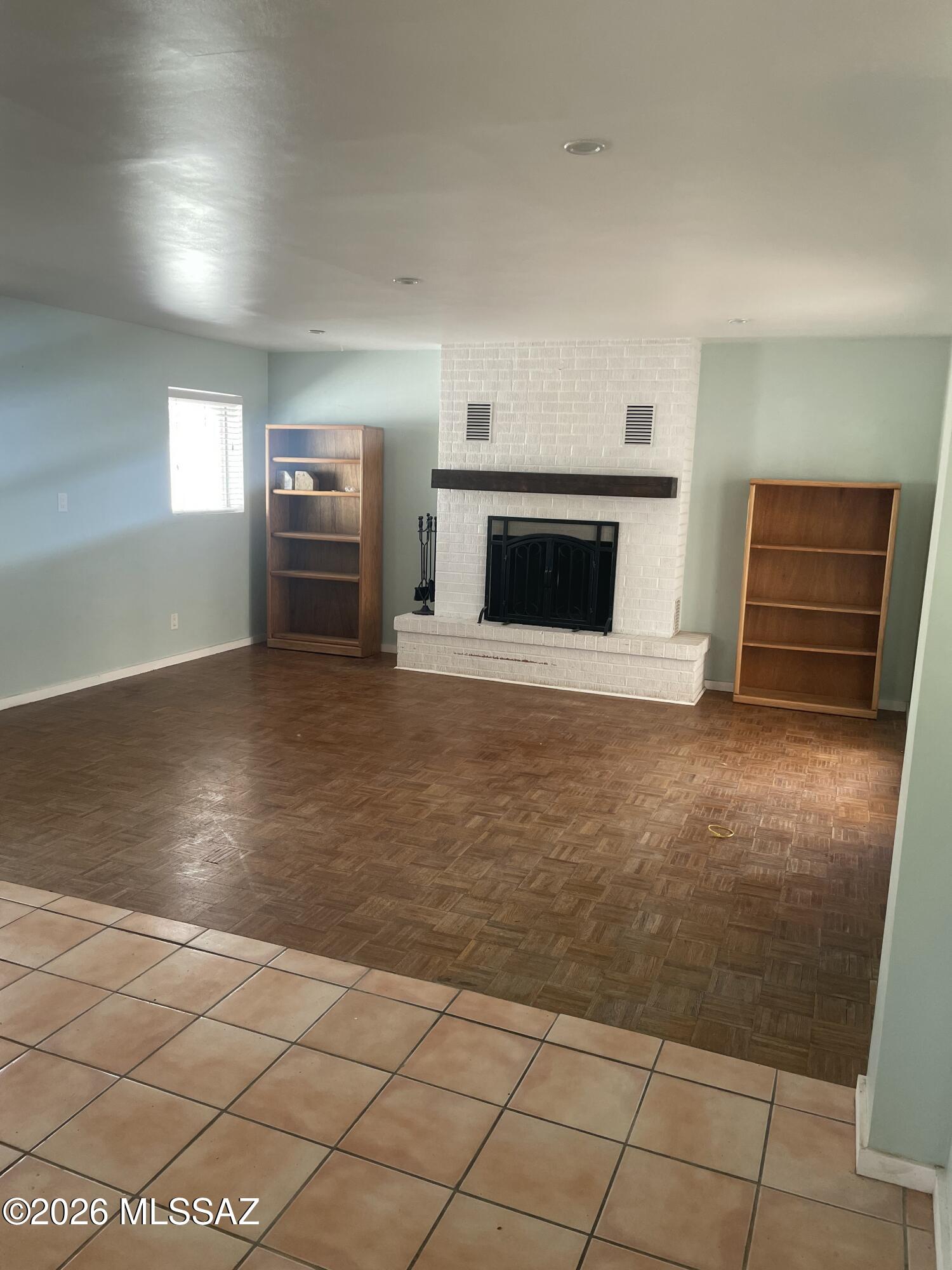 1172 East Allen Road Tucson, AZ 85719 - Photo 10 of 25 Family Room