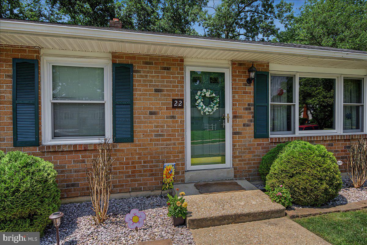 22 Heather Road Newark, DE 19702 - Photo 3 of 31