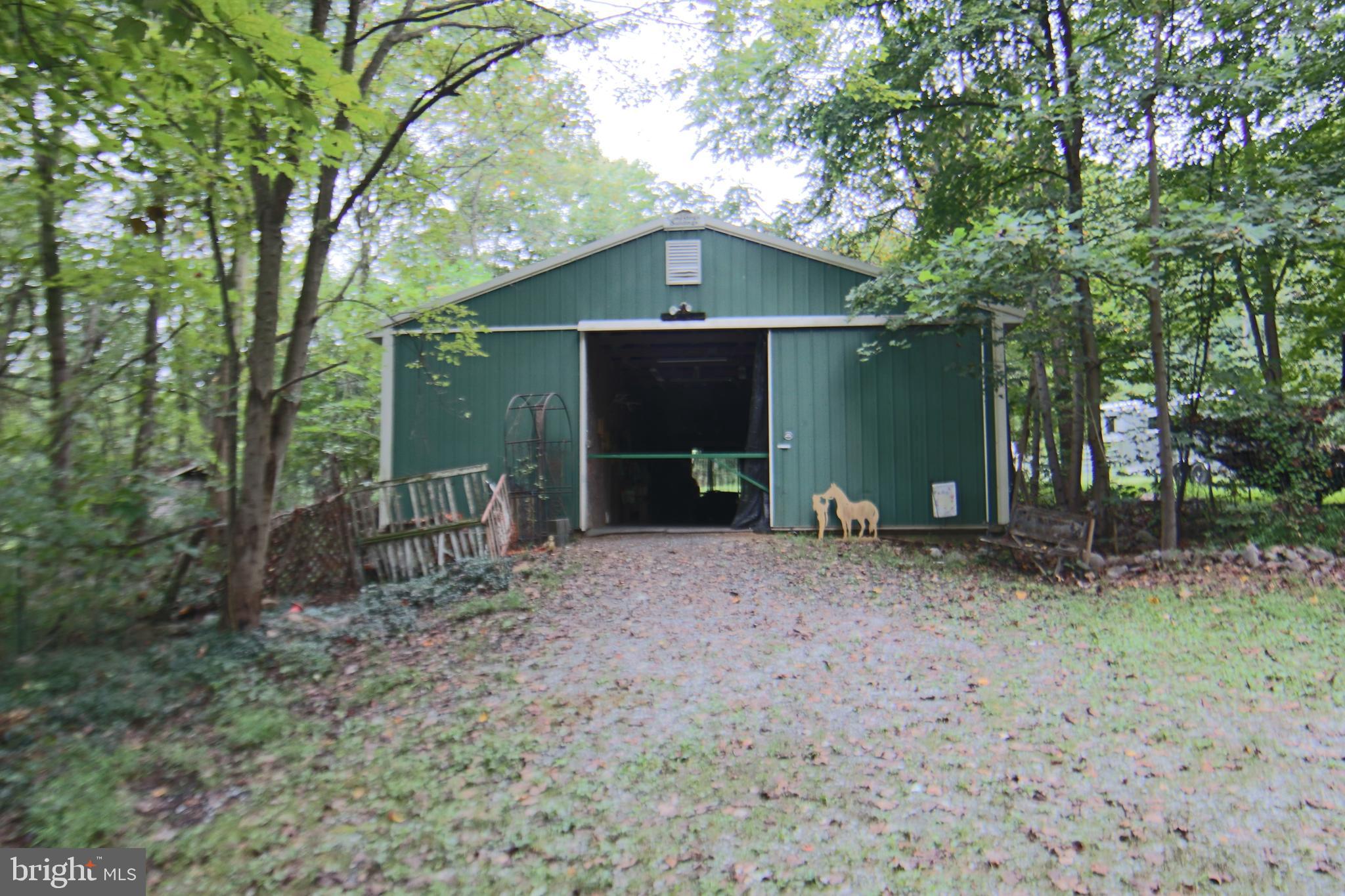 9706 Mountain Road Grantville, PA 17028 - Photo 3 of 35