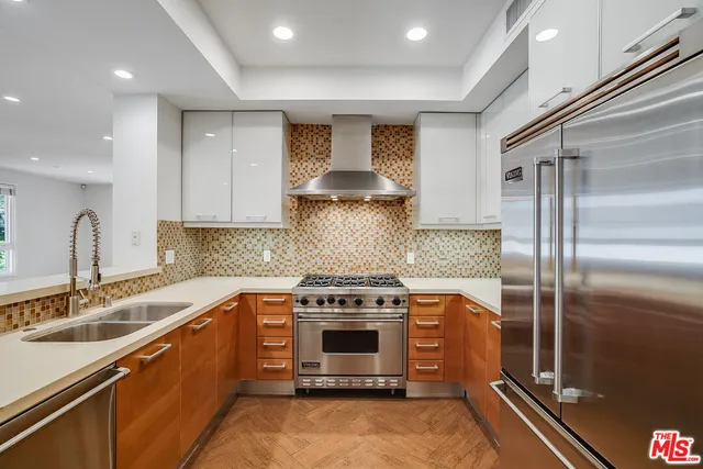 $5,995 | 1517 South Bentley Avenue, Unit 205, Los Angeles, CA 90025