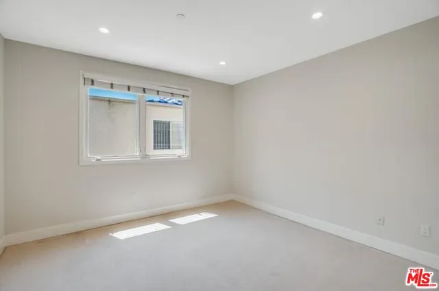 $5,995 | 1517 South Bentley Avenue, Unit 205, Los Angeles, CA 90025