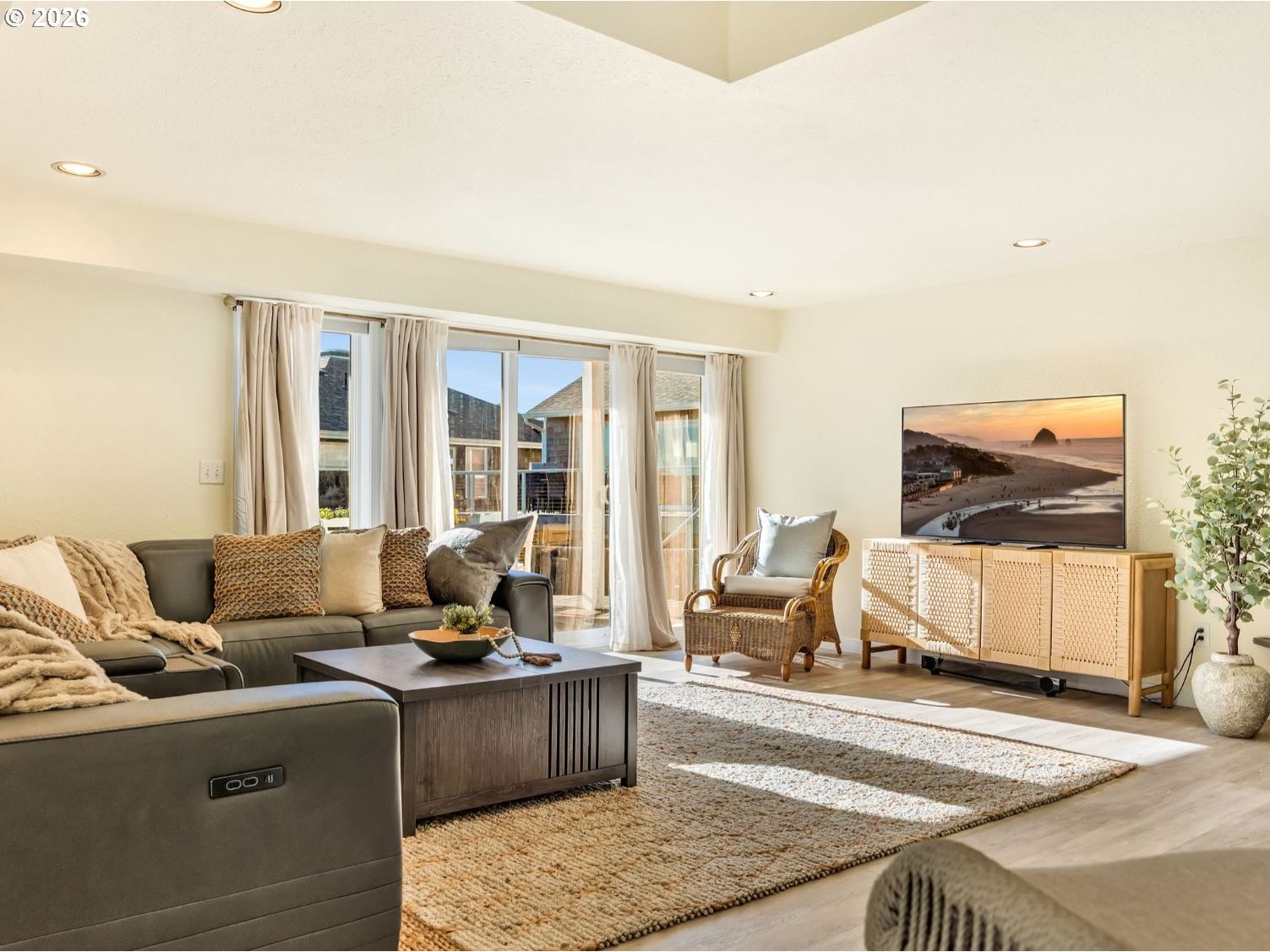 116 West Watts Way Cannon Beach, OR 97110 - Photo 16 of 34