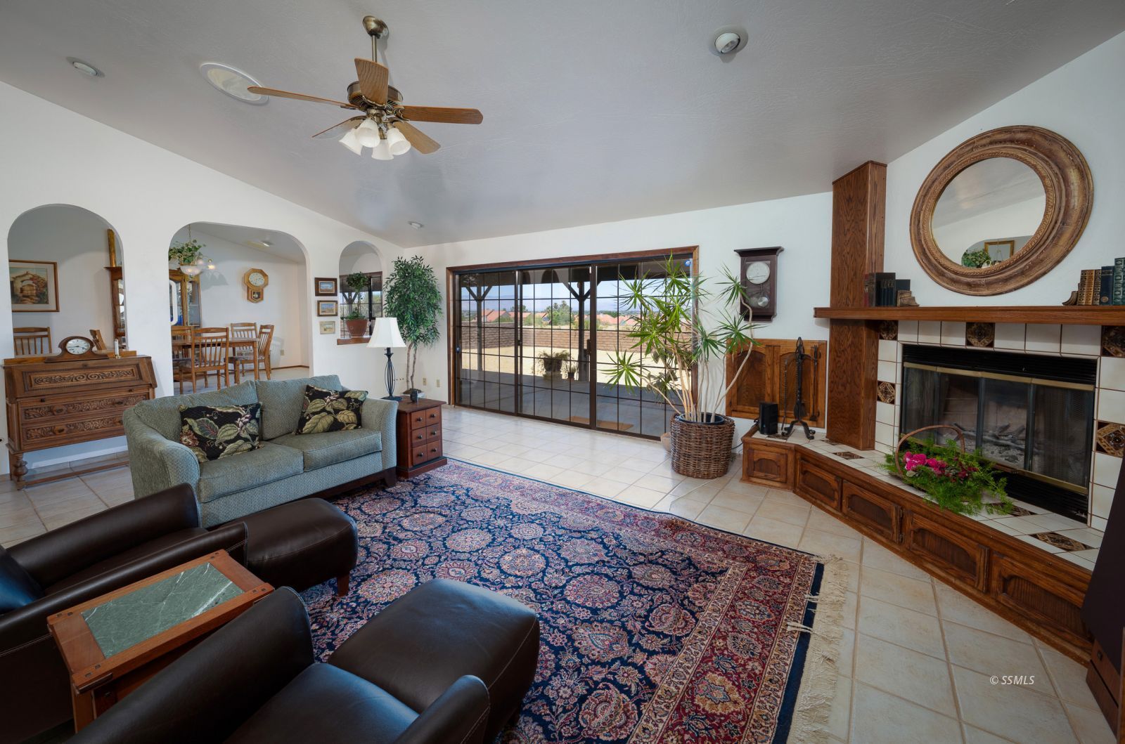 128 West Cielo Avenue Ridgecrest, CA 93555 - Photo 8 of 30