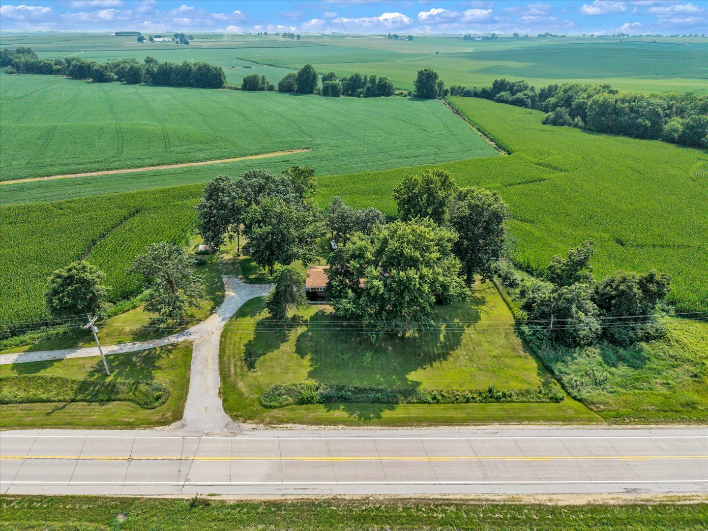 7627 New Liberty Road Walcott, IA 52773 - Photo 42 of 44