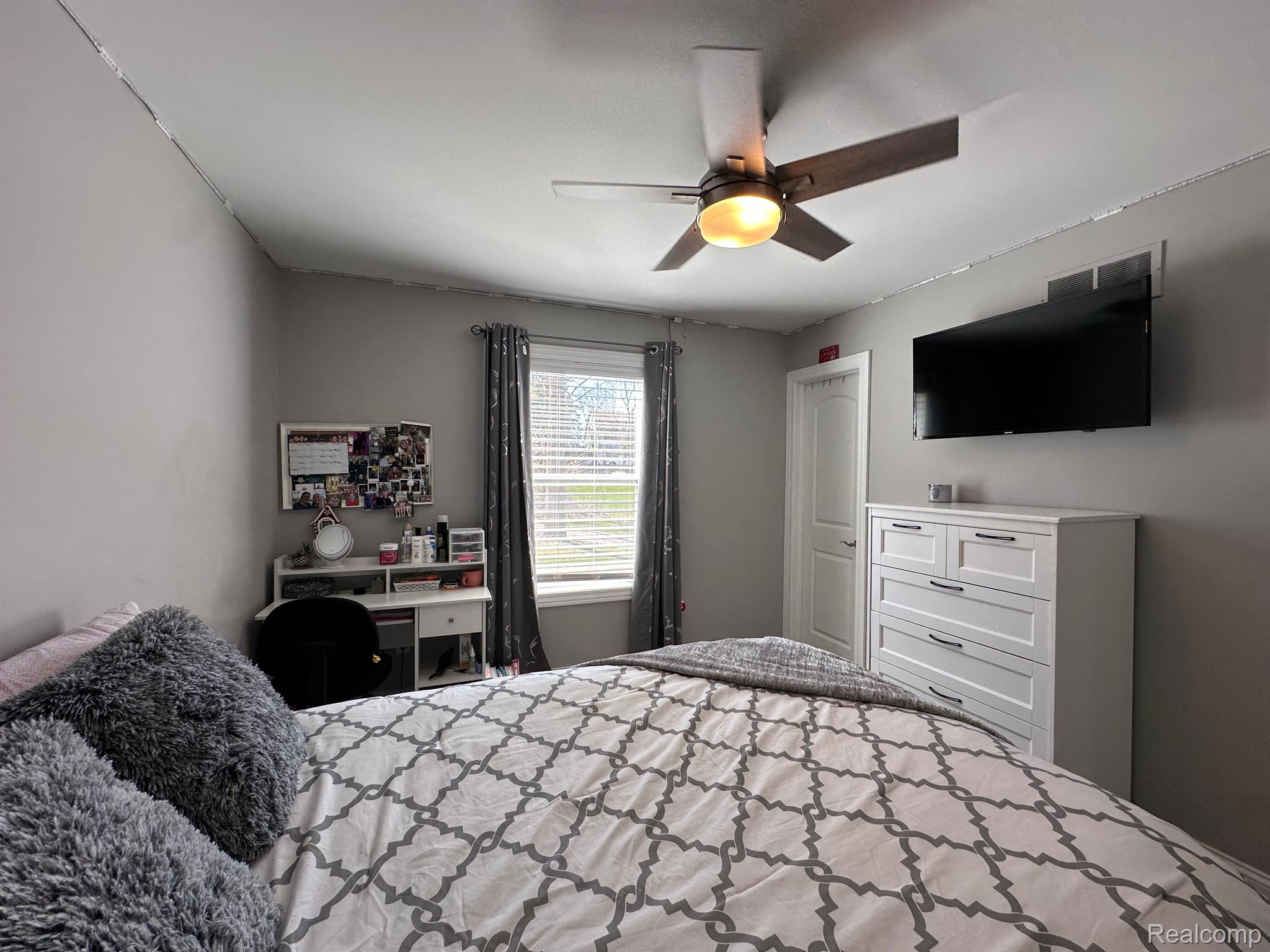 950 South Van Road Holly, MI 48442 - Photo 20 of 27 Gallery Image 20