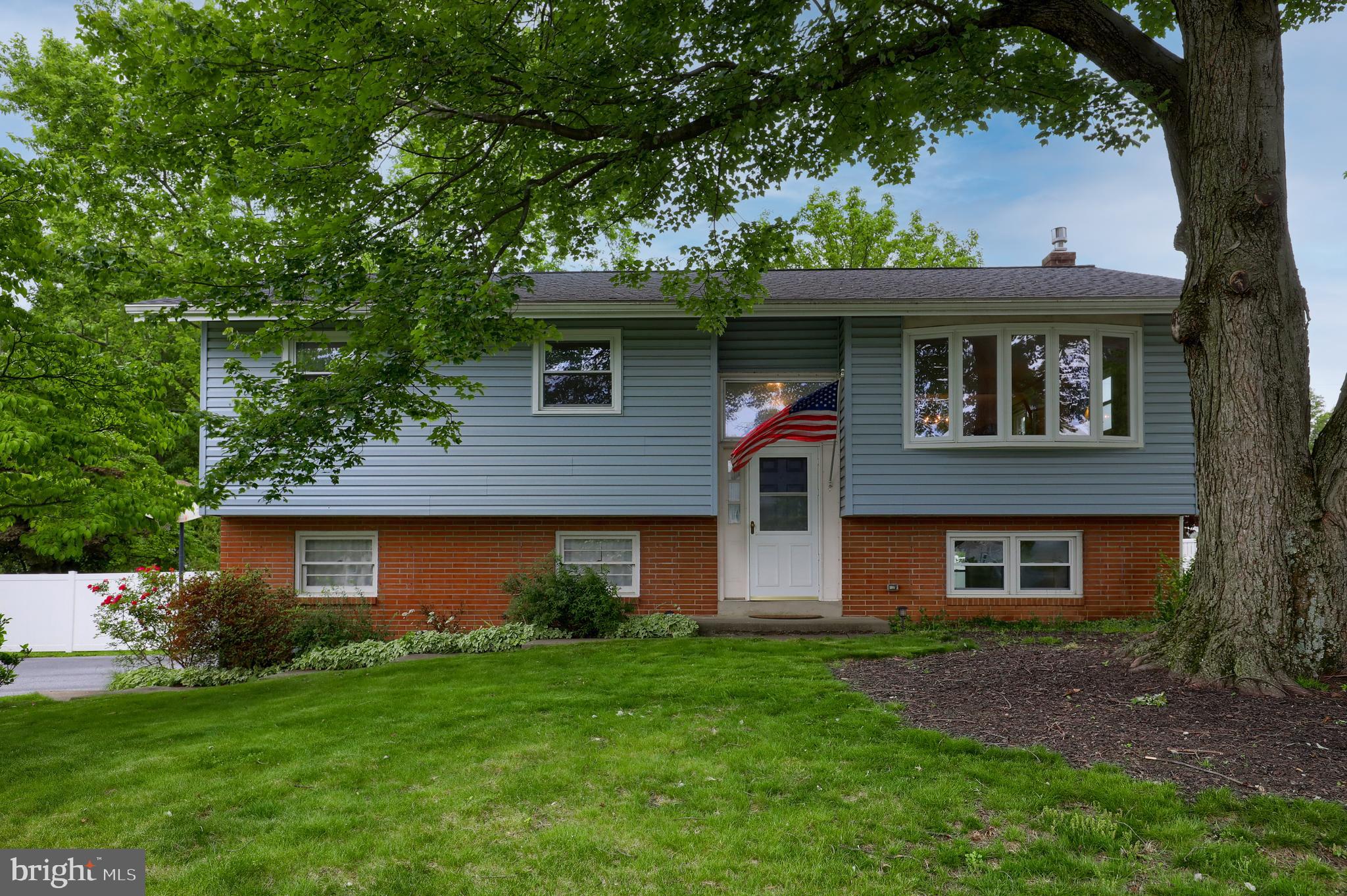 1117 Devonshire Road Lancaster, PA 17601 - Photo 2 of 36 Gallery Image 2