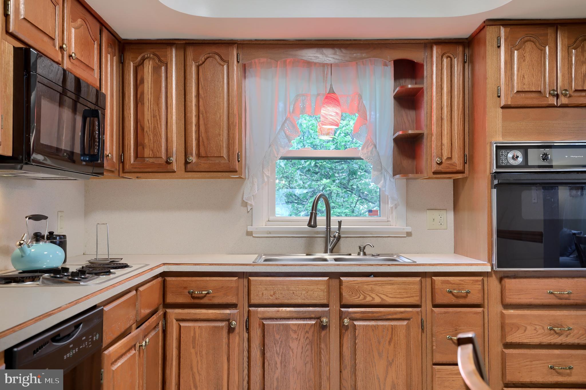1117 Devonshire Road Lancaster, PA 17601 - Photo 18 of 36 Gallery Image 18