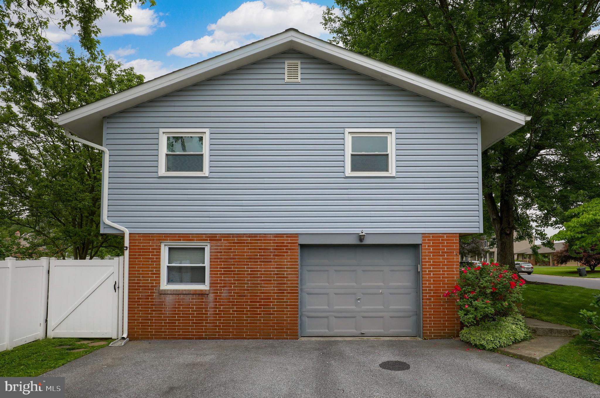 1117 Devonshire Road Lancaster, PA 17601 - Photo 7 of 36 Gallery Image 7