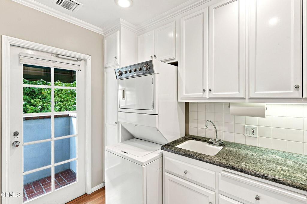 2277 Queensberry Road Pasadena, CA 91104 - Photo 17 of 55 22_2277_Queensberry_Rd_Pasadena_CA_91104