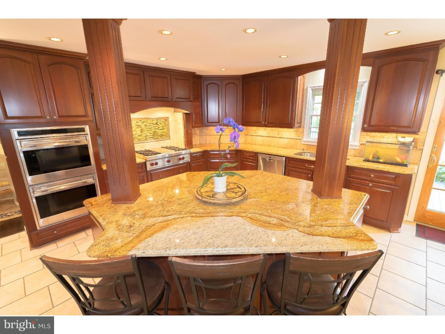 53 Amberfield Road Robbinsville, NJ 08691 - Photo 3 of 25 Kitchen