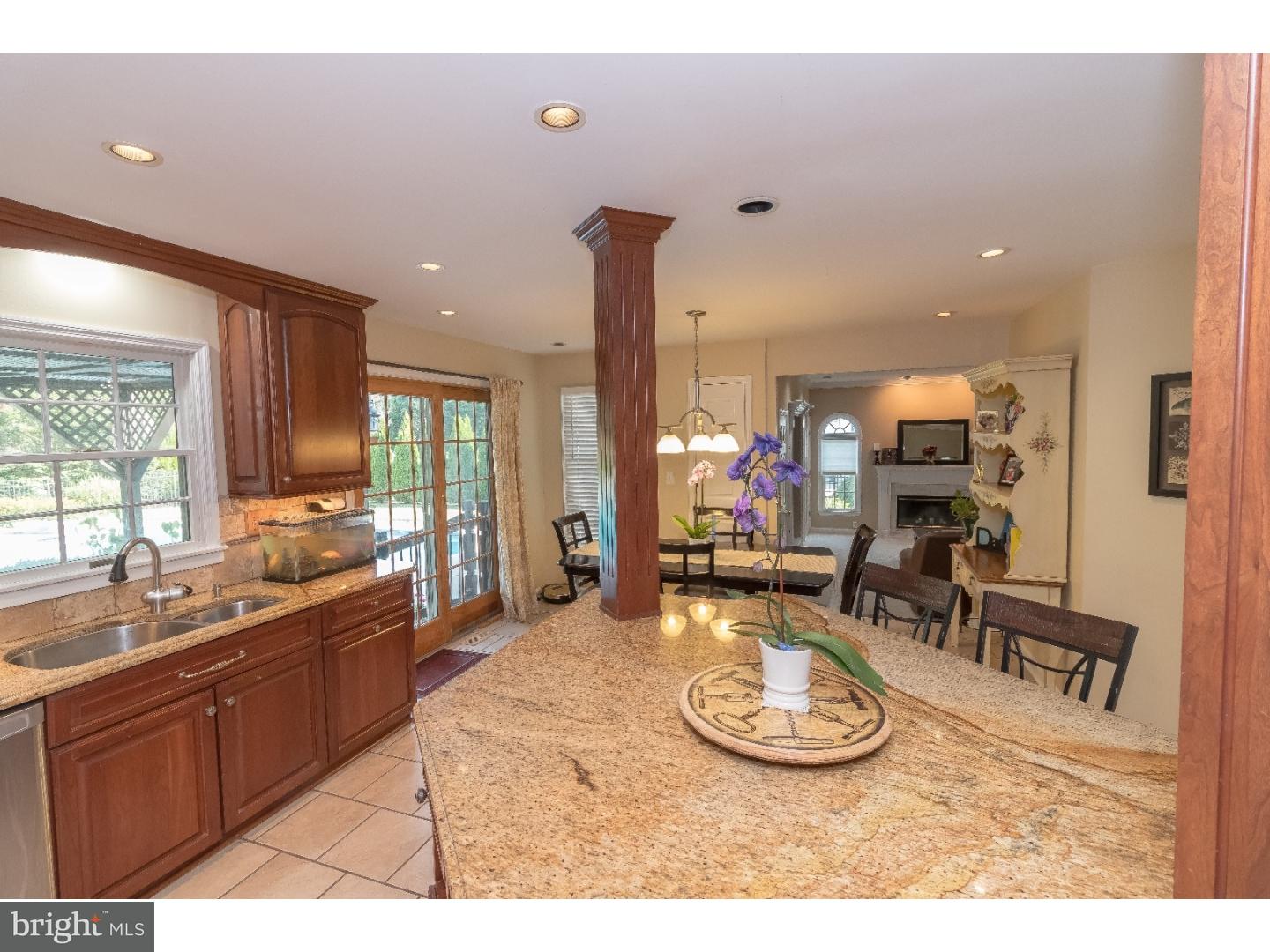 53 Amberfield Road Robbinsville, NJ 08691 - Photo 6 of 25 Kitchen