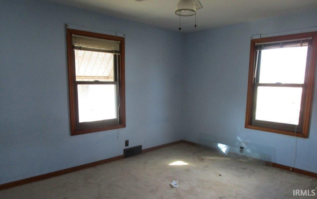 4460 North Sullivan Road Leesburg, IN 46538 - Photo 12 of 15 Gallery Image 12