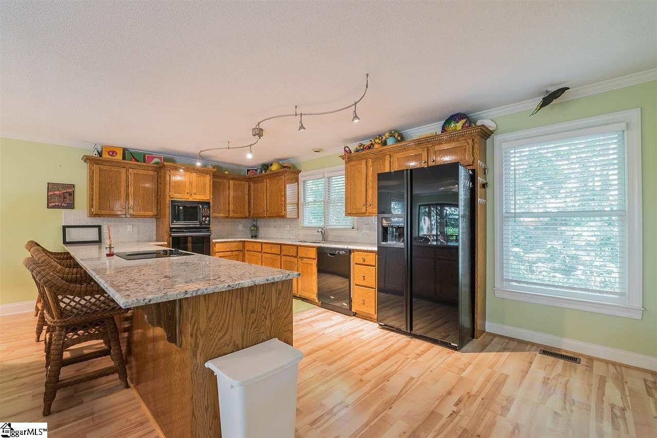 1002 Whitfield Point Anderson, SC 29626 - Photo 15 of 35