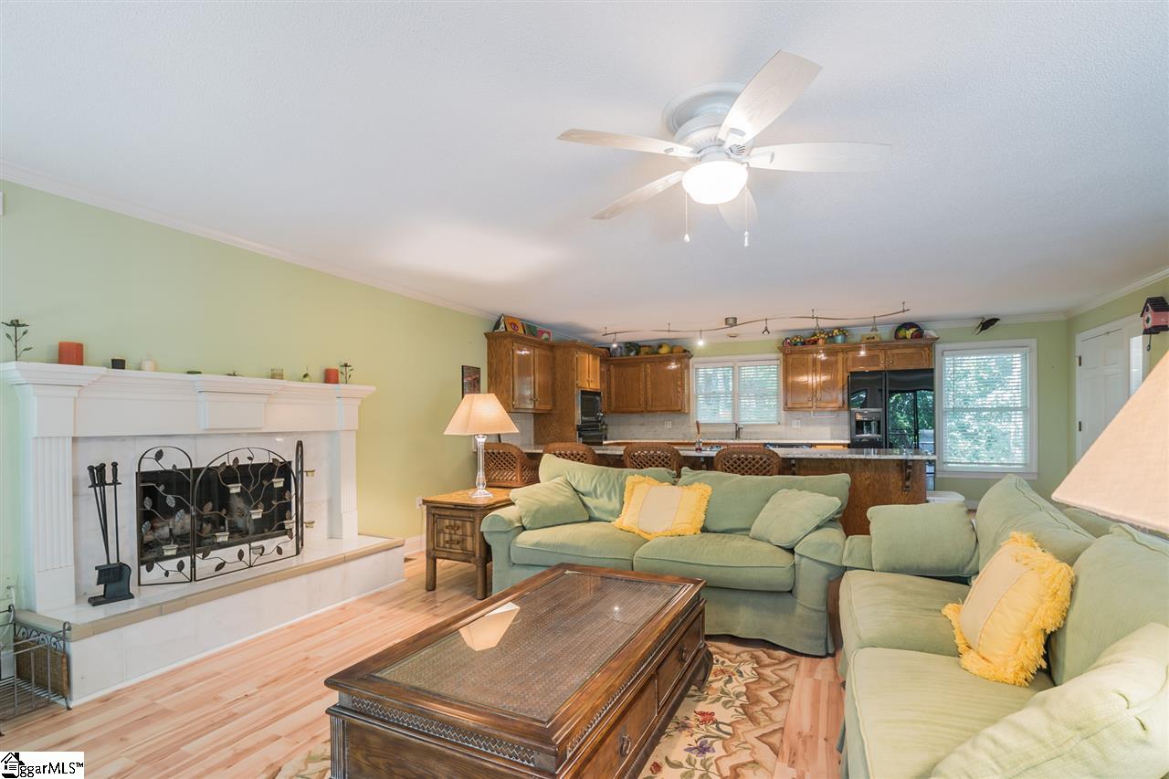 1002 Whitfield Point Anderson, SC 29626 - Photo 17 of 35