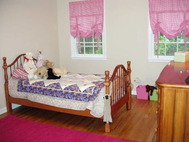 6 Olde Coach Road Bethlehem, NY 12077 - Photo 8 of 12 Photo 8
