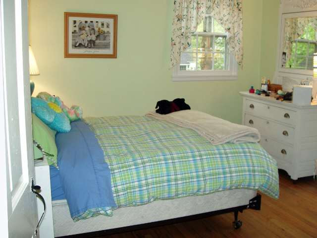 6 Olde Coach Road Bethlehem, NY 12077 - Photo 9 of 12 Photo 9