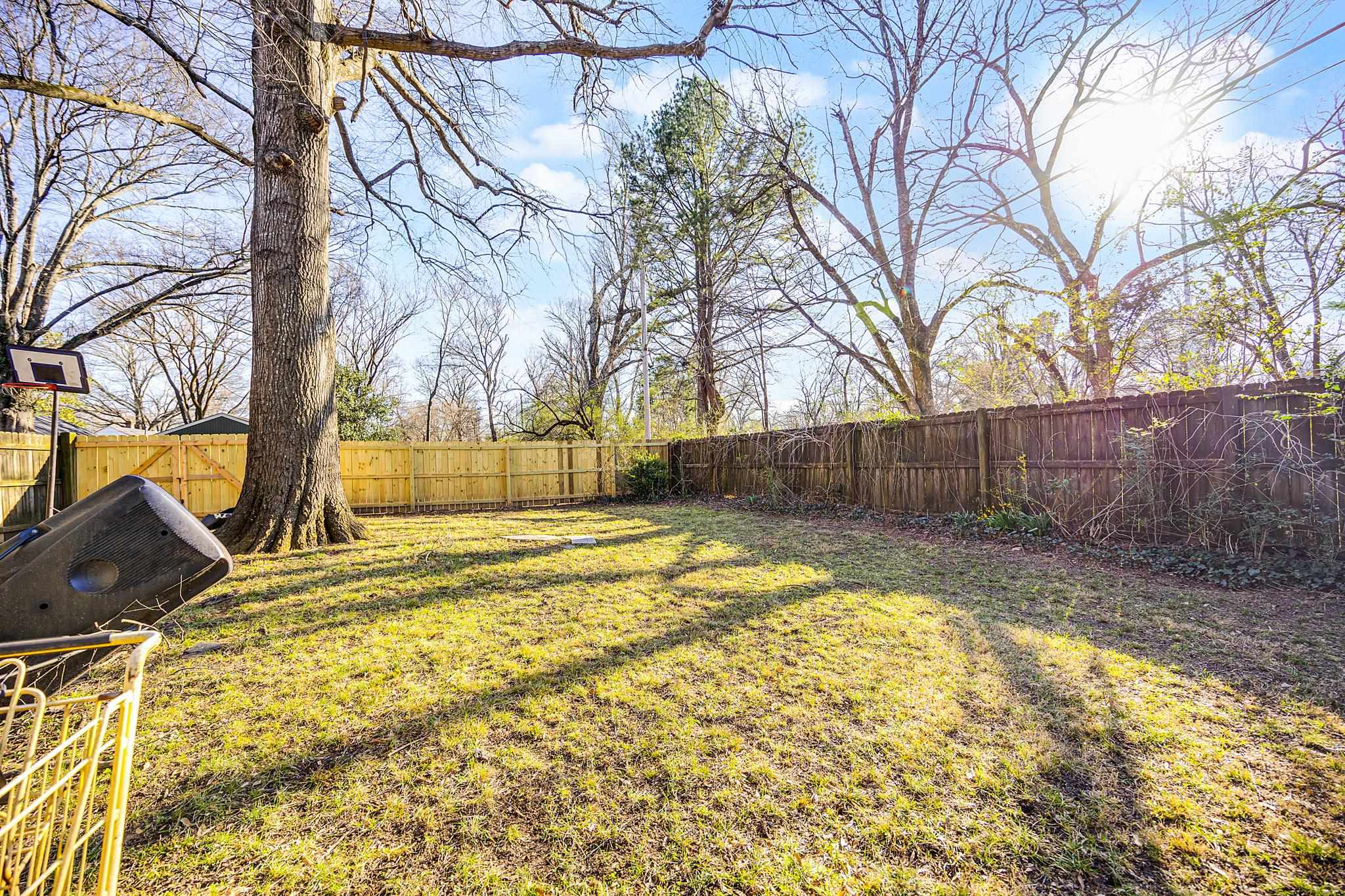 781 South Graham Street Memphis, TN 38111 - Photo 39 of 39 a view of yard with wooden fence