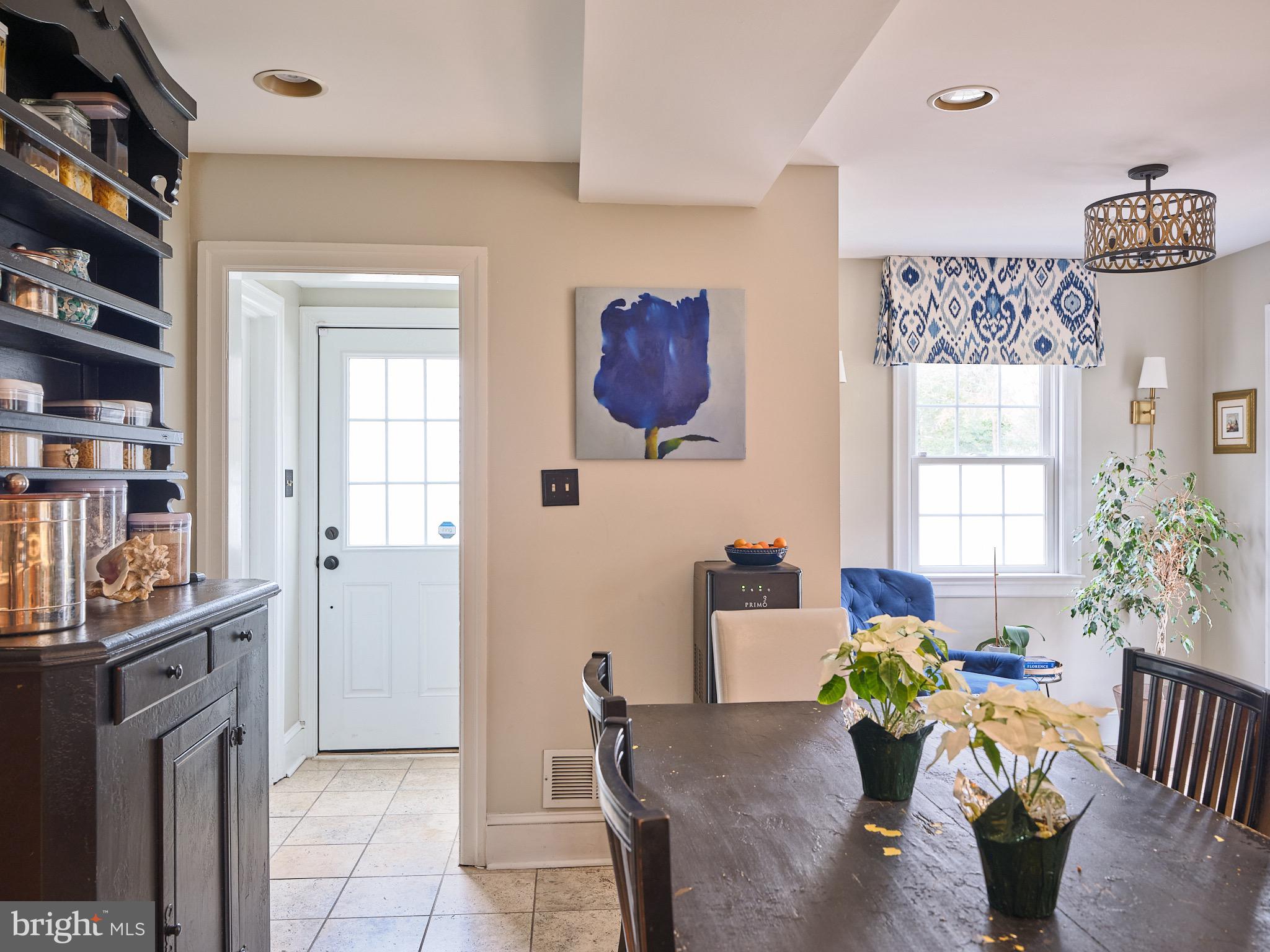 8 Green Ridge Road Yardley, PA 19067 - Photo 17 of 39 Vignettes abound in the kitchen