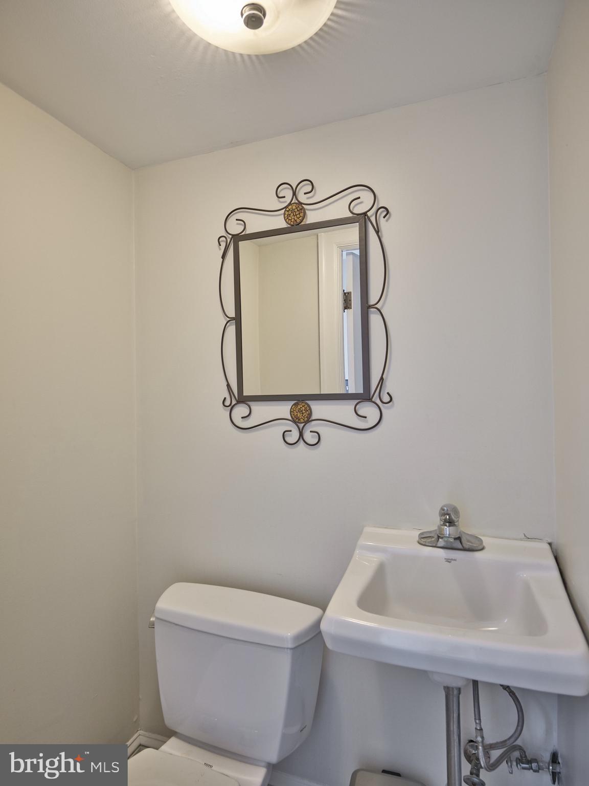 8 Green Ridge Road Yardley, PA 19067 - Photo 19 of 39 Powder room off the kitchen