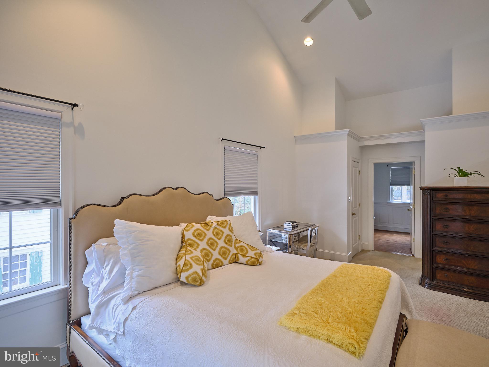 8 Green Ridge Road Yardley, PA 19067 - Photo 22 of 39 Grand but cozy, neutral design elements