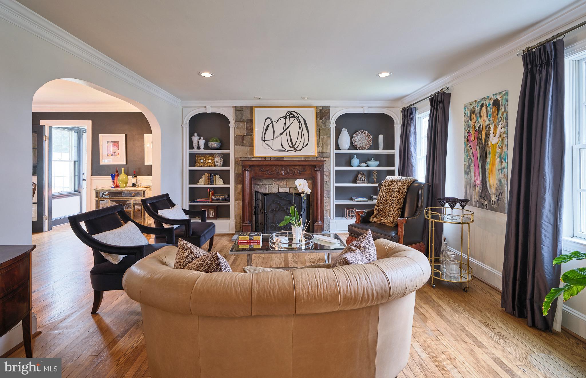 8 Green Ridge Road Yardley, PA 19067 - Photo 6 of 39 Gracious living in the great room
