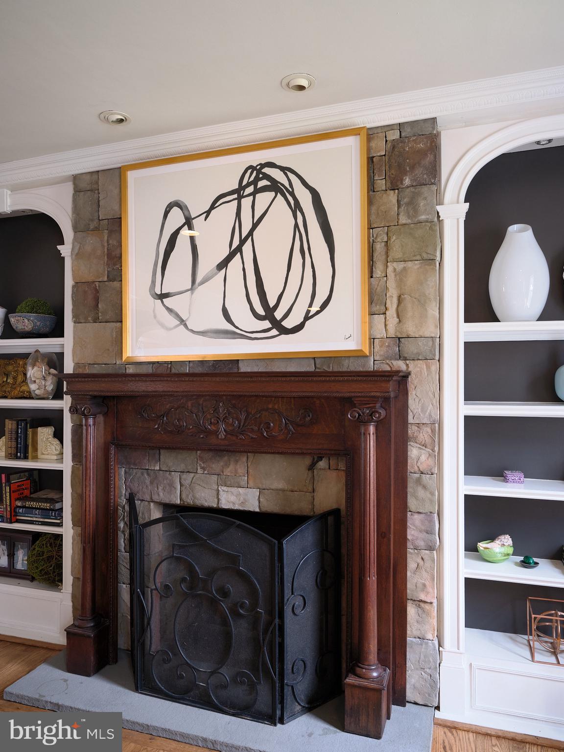 8 Green Ridge Road Yardley, PA 19067 - Photo 8 of 39 Custom mantle