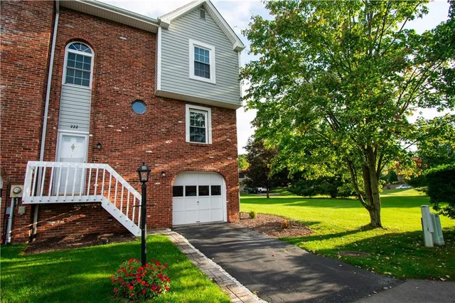 $310,000 | 222 Carters Grove Drive, Gibsonia, PA 15044