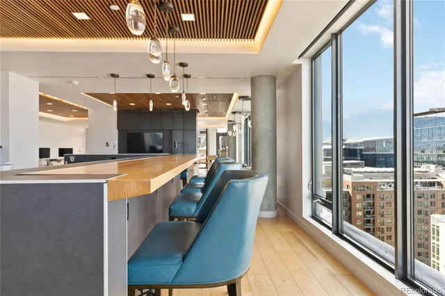 $2,000 | 1750 Wewatta Street, Unit 1124, Denver, CO 80202