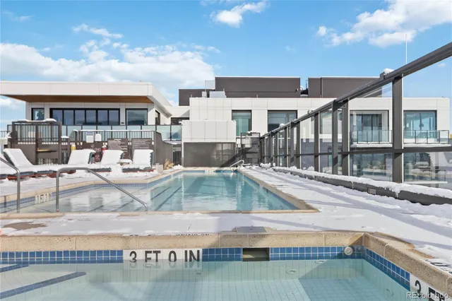 $2,000 | 1750 Wewatta Street, Unit 1124, Denver, CO 80202