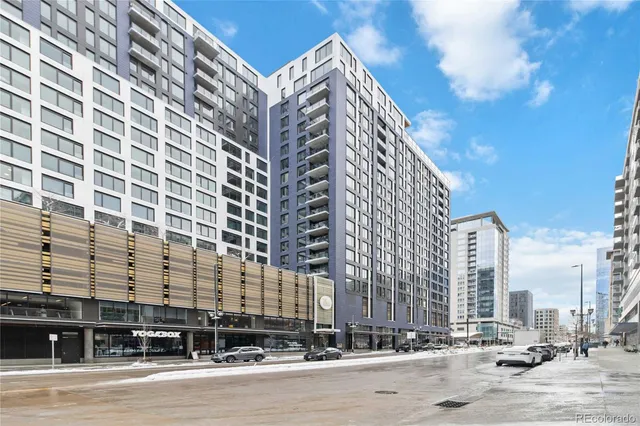 $2,000 | 1750 Wewatta Street, Unit 1124, Denver, CO 80202