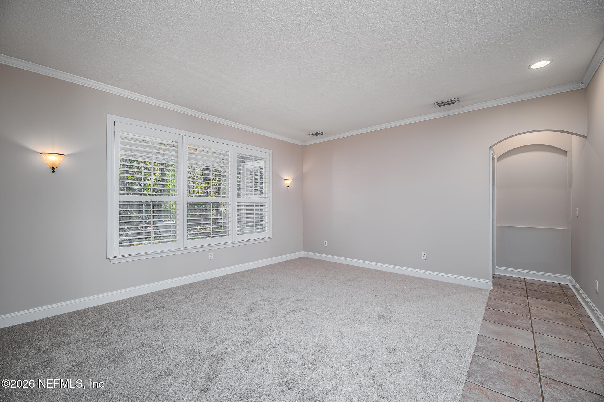 9965 Chelsea Lake Road Jacksonville, FL 32256 - Photo 7 of 38 6 - Living Room