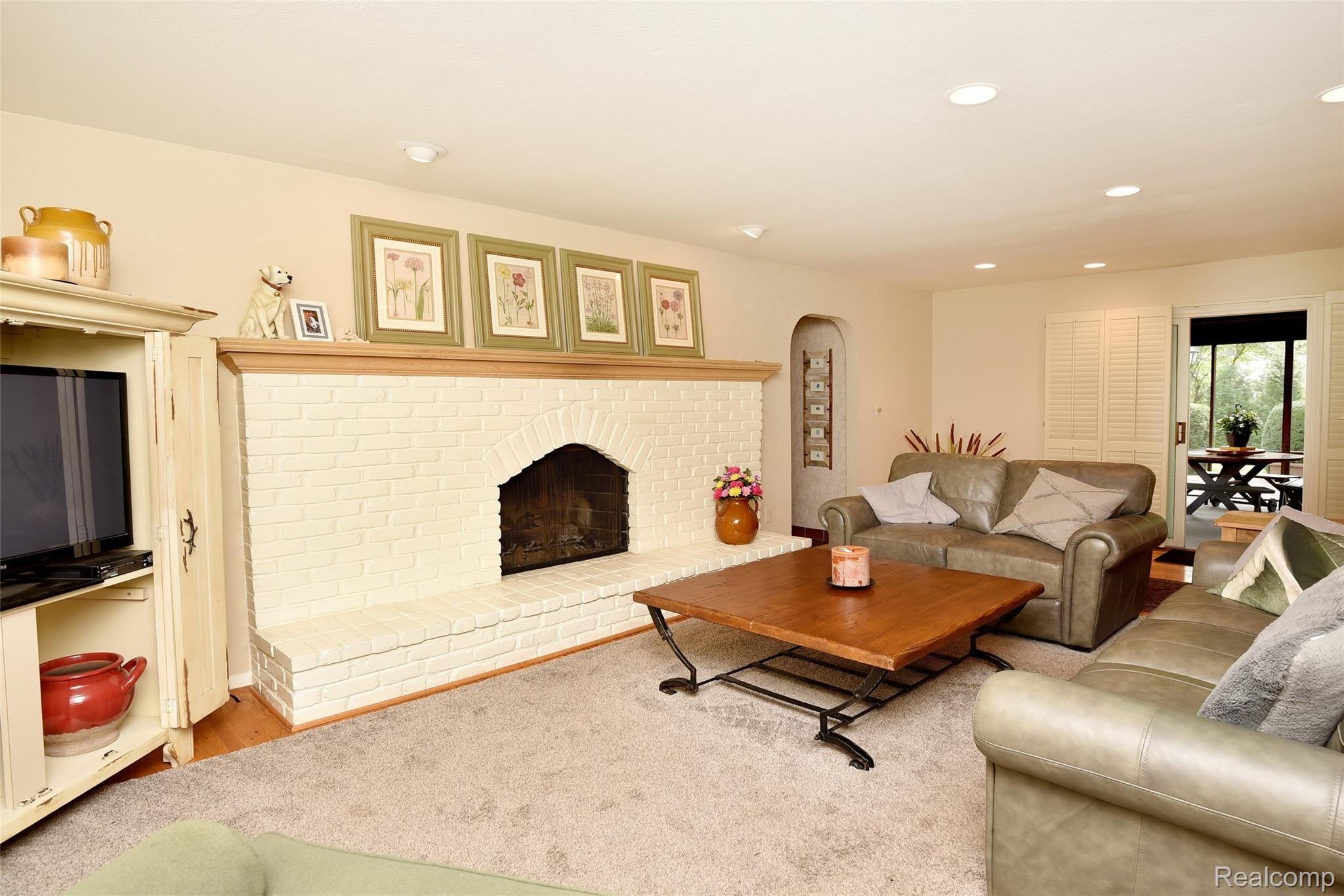 2433 Wembly Lane Troy, MI 48084 - Photo 15 of 36 2433 Wembly_15.JPG