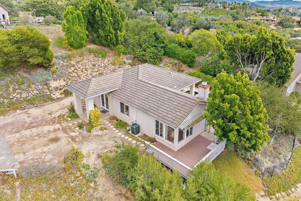 2557 Live Oak Park Road Fallbrook, CA 92028 - Photo 40 of 53 an aerial view of a house with a yard
