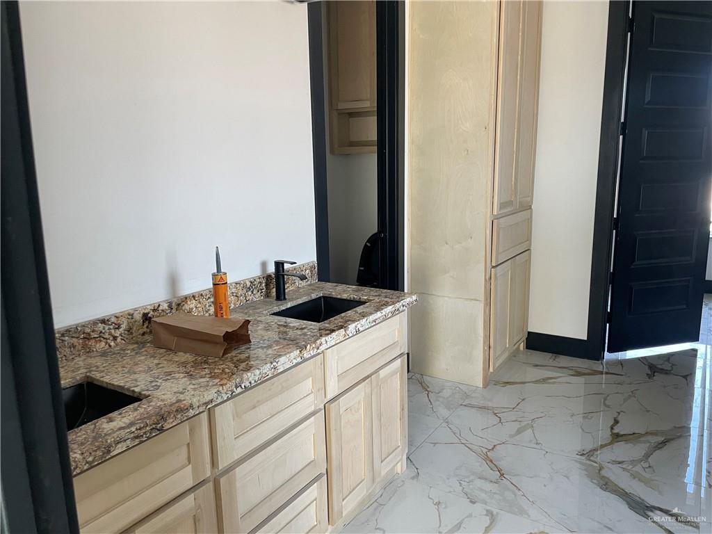 2607 Coywolf Lane Mission, TX 78574 - Photo 23 of 32