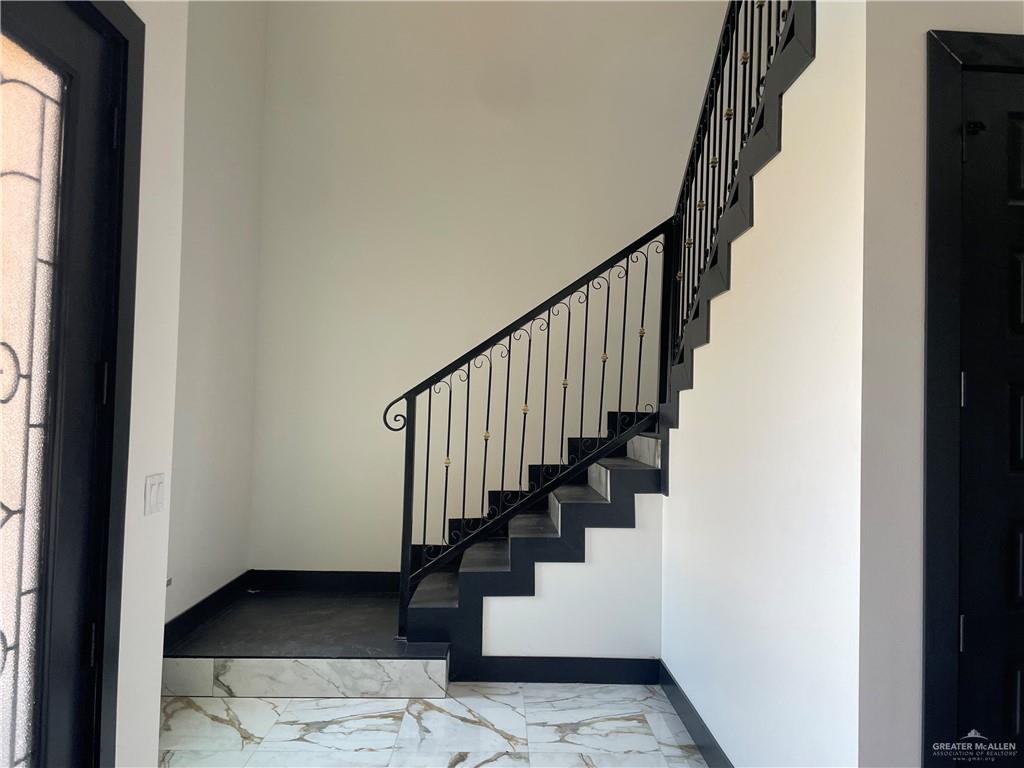 2607 Coywolf Lane Mission, TX 78574 - Photo 10 of 32