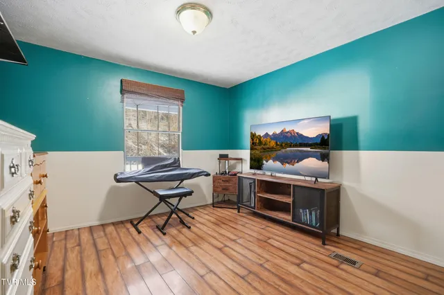 $105,000 | 1848 Derby Road, Appalachia, VA 24216