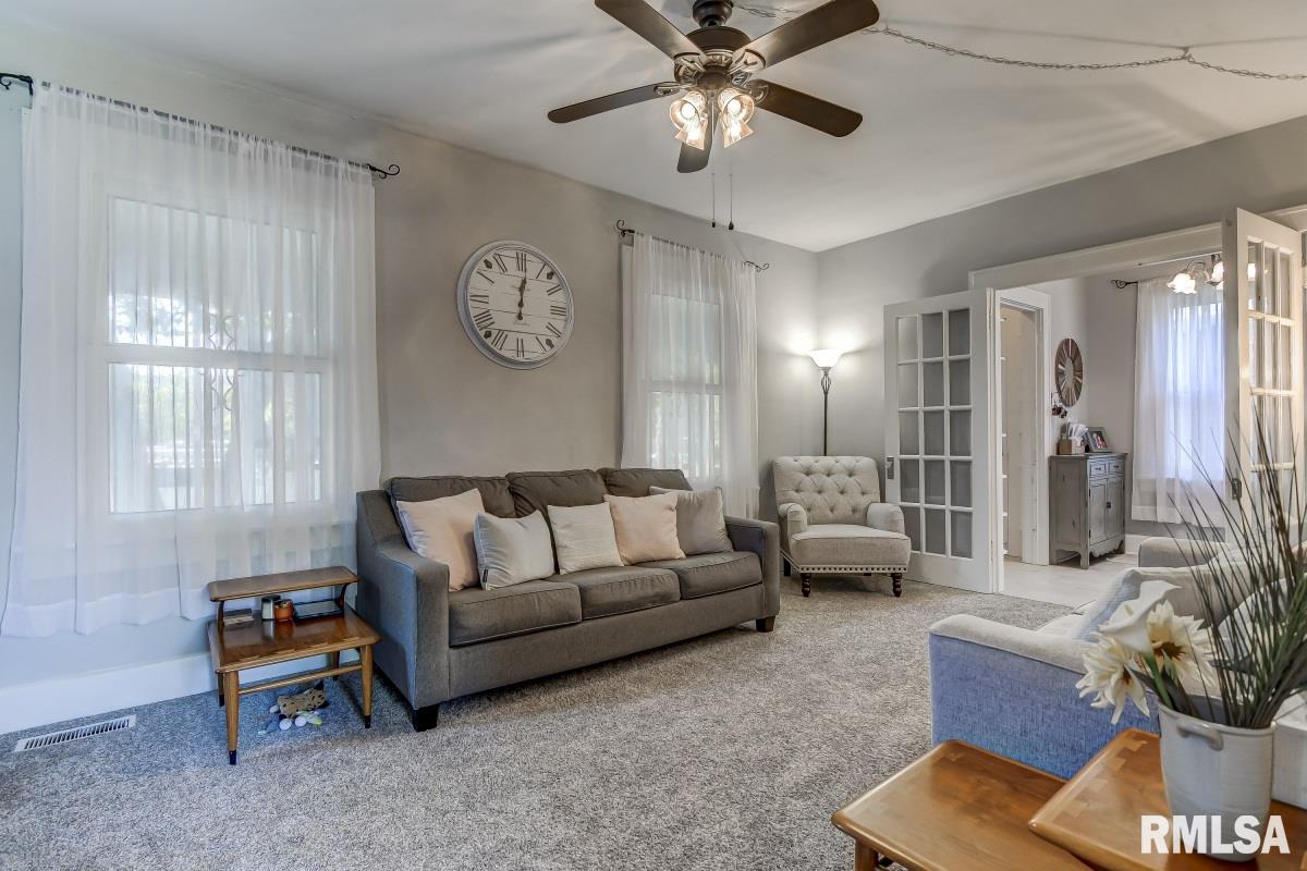 409 West Cook Street Springfield, IL 62704 - Photo 8 of 30