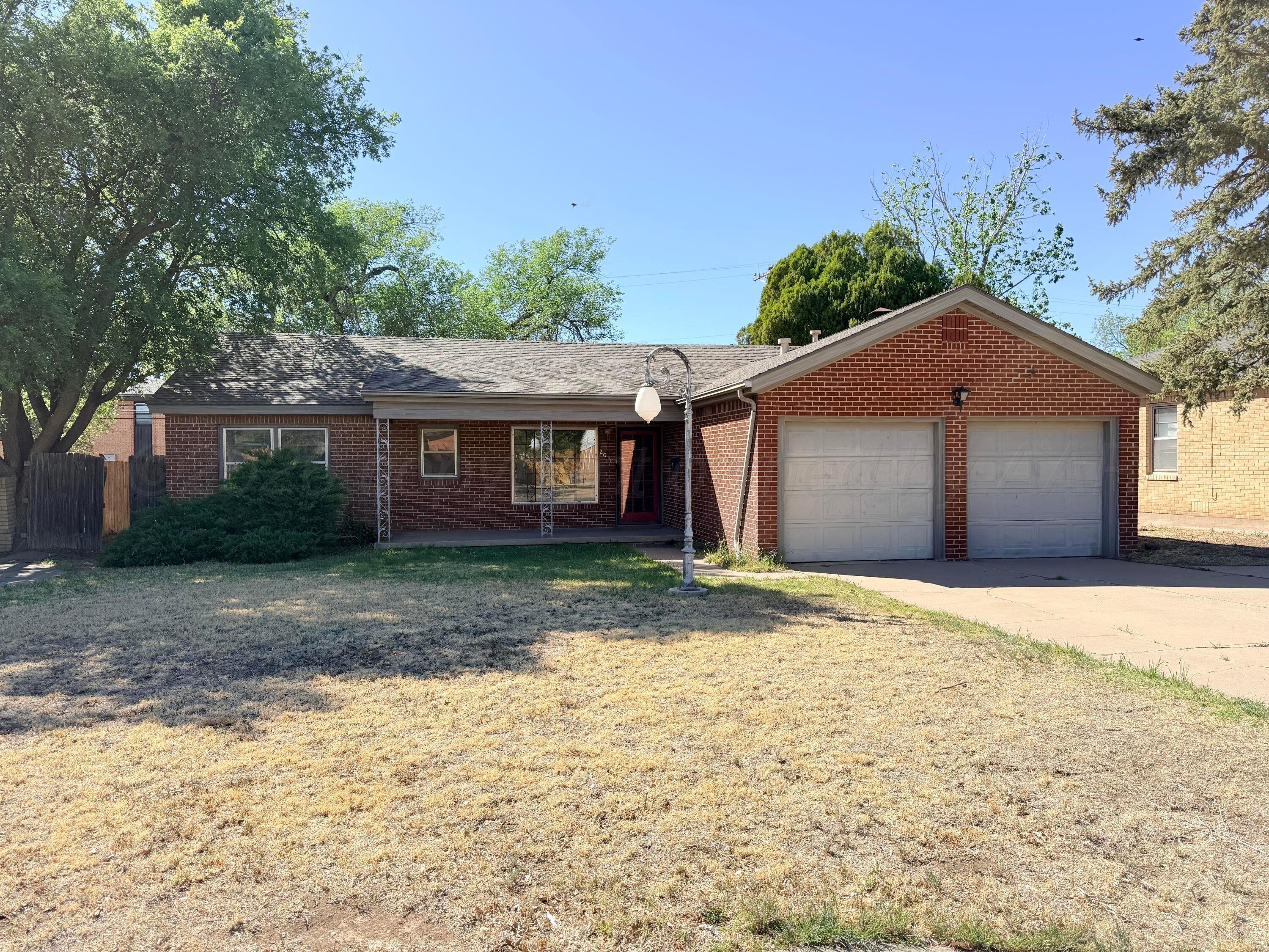 2016 South Milam Street Amarillo, TX 79109 - Photo 1 of 30 IMG-8292