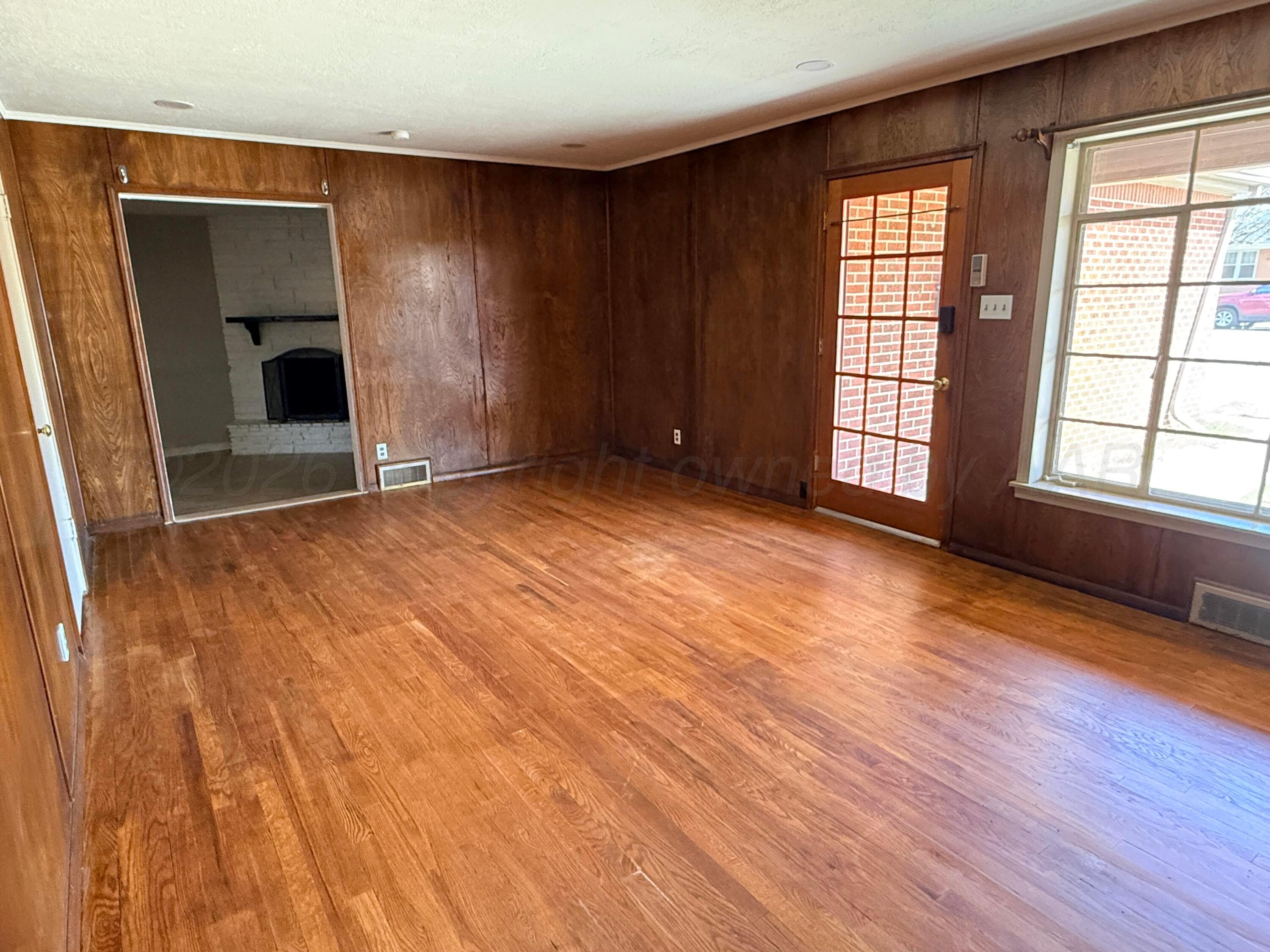2016 South Milam Street Amarillo, TX 79109 - Photo 16 of 30 living room 1