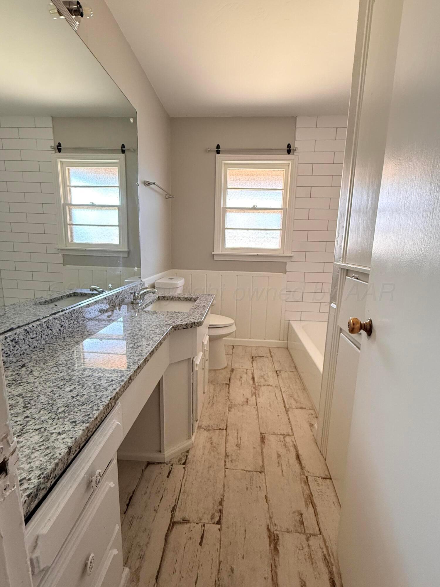 2016 South Milam Street Amarillo, TX 79109 - Photo 18 of 30 hall bath