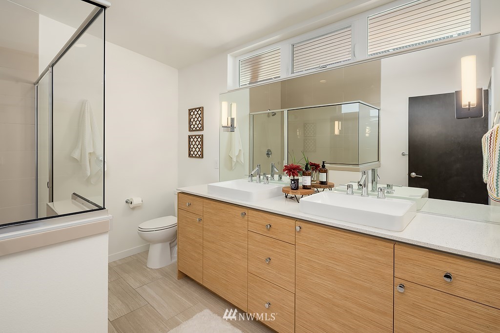 4252 Southwest Myrtle Street Seattle, WA 98136 - Photo 22 of 39 Gallery Image 22