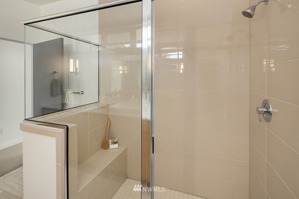 4252 Southwest Myrtle Street Seattle, WA 98136 - Photo 24 of 39 Gallery Image 24