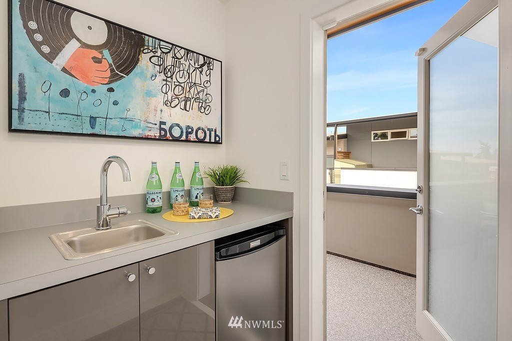 4252 Southwest Myrtle Street Seattle, WA 98136 - Photo 25 of 39 Gallery Image 25