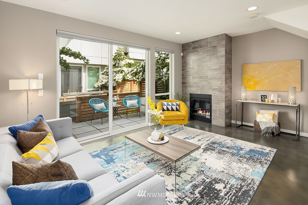 4252 Southwest Myrtle Street Seattle, WA 98136 - Photo 5 of 39 Gallery Image 5