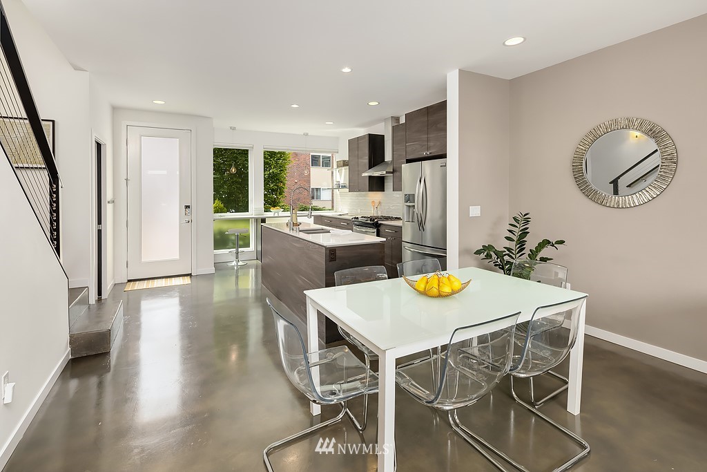 4252 Southwest Myrtle Street Seattle, WA 98136 - Photo 7 of 39 Gallery Image 7