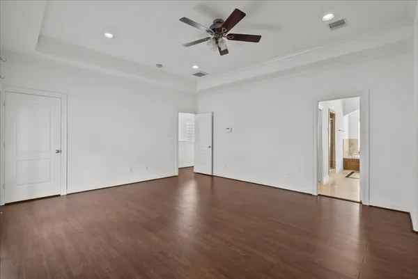 $3,200 | 6118 Tyne Street, Houston, TX 77007