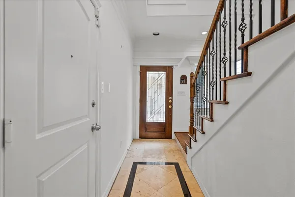 $3,200 | 6118 Tyne Street, Houston, TX 77007