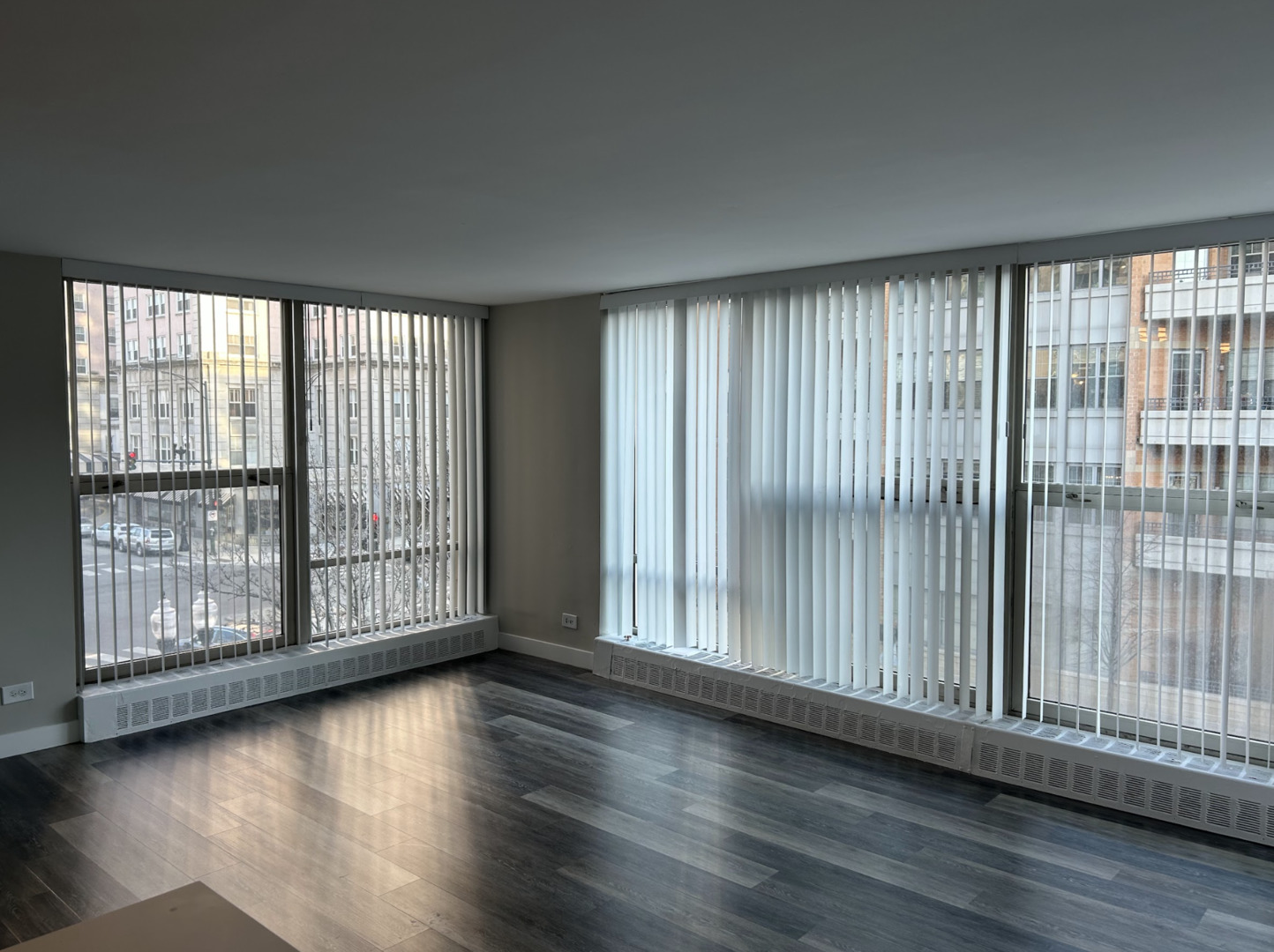 5600 North Sheridan Road, Unit 1A Chicago, IL 60660 - Photo 3 of 16