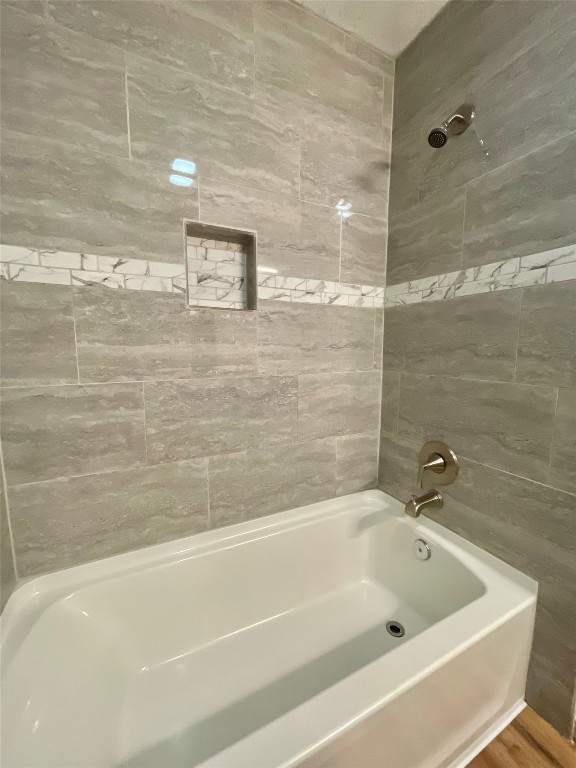 809 Manor Drive Angleton, TX 77515 - Photo 27 of 41